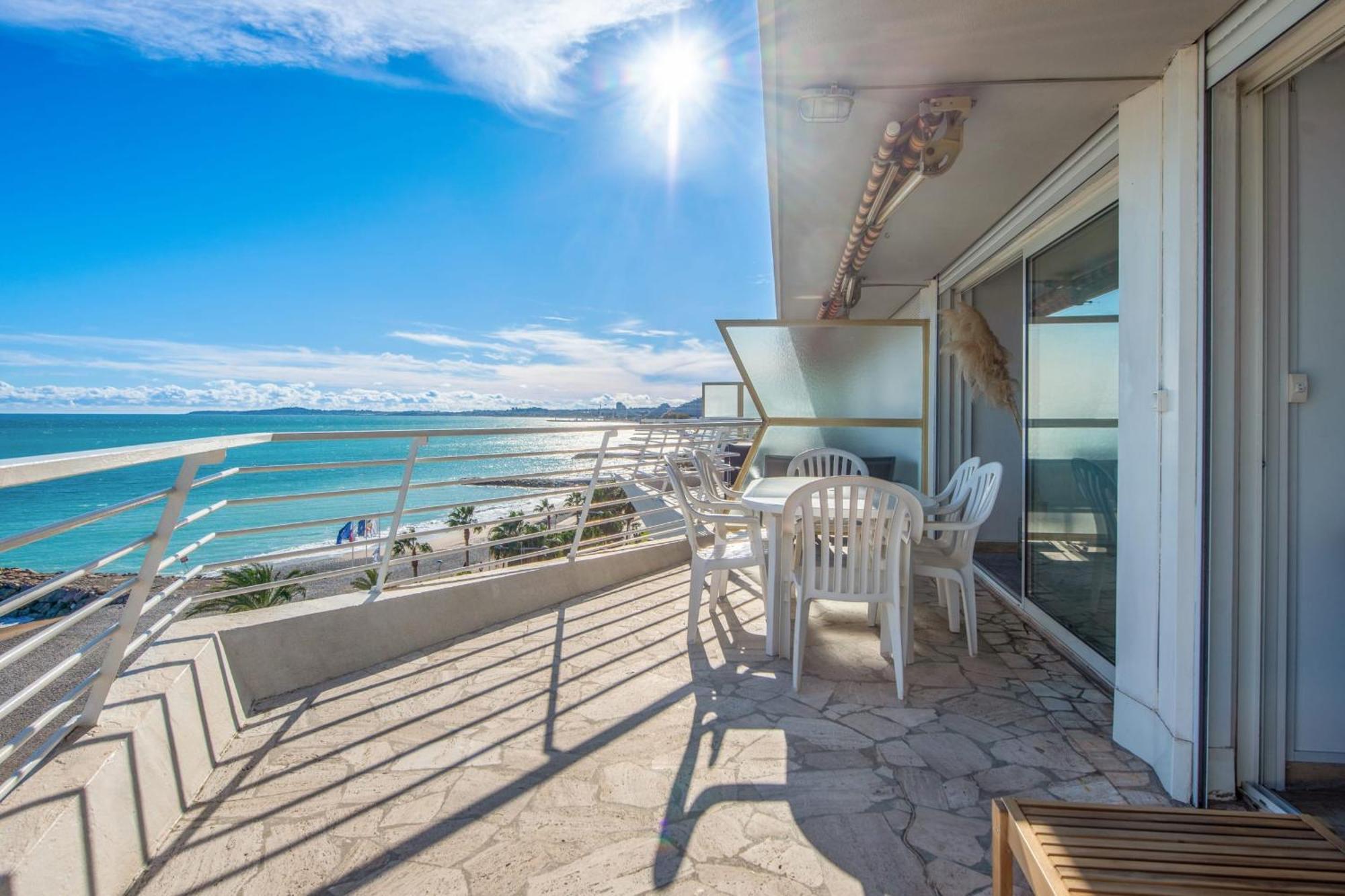 Le Balcon Sur La Baie - Welkeys Daire Cagnes-sur-Mer Dış mekan fotoğraf